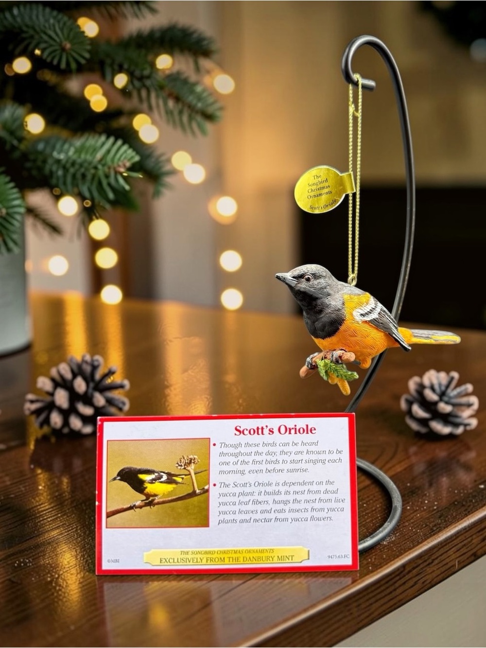 Danbury Mint SCOTT’S ORIOLE Songbird Christmas Collection Ornament Bird Figurine